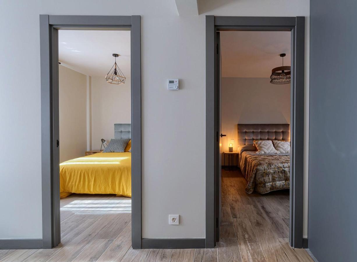 Vivienda Turistica De Diseno Elegante Apartment Bilbao Bagian luar foto